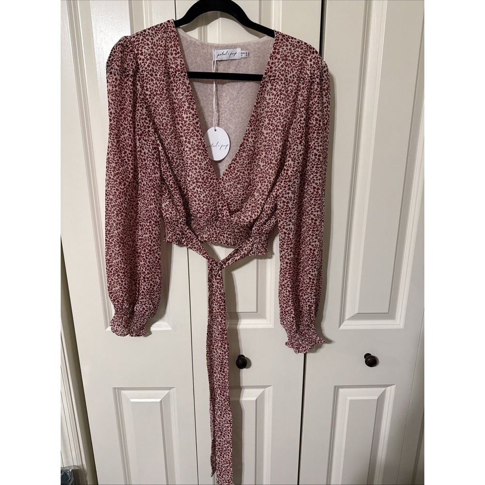 Women's NWT Petal + Pup Boho Style Flowered Long Sleeve Crop Top Sz 8
